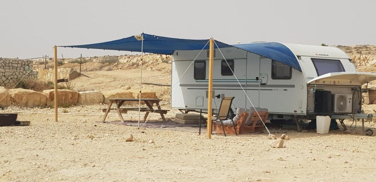 Itav Bateva Caravans - ייטב בטבע קרוואנים Мицпе-Рамон Экстерьер фото